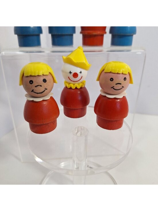 Wooden Little People Figure Lot Red Blue Yellow Smiling Faces Vintage - Picture 4 of 14